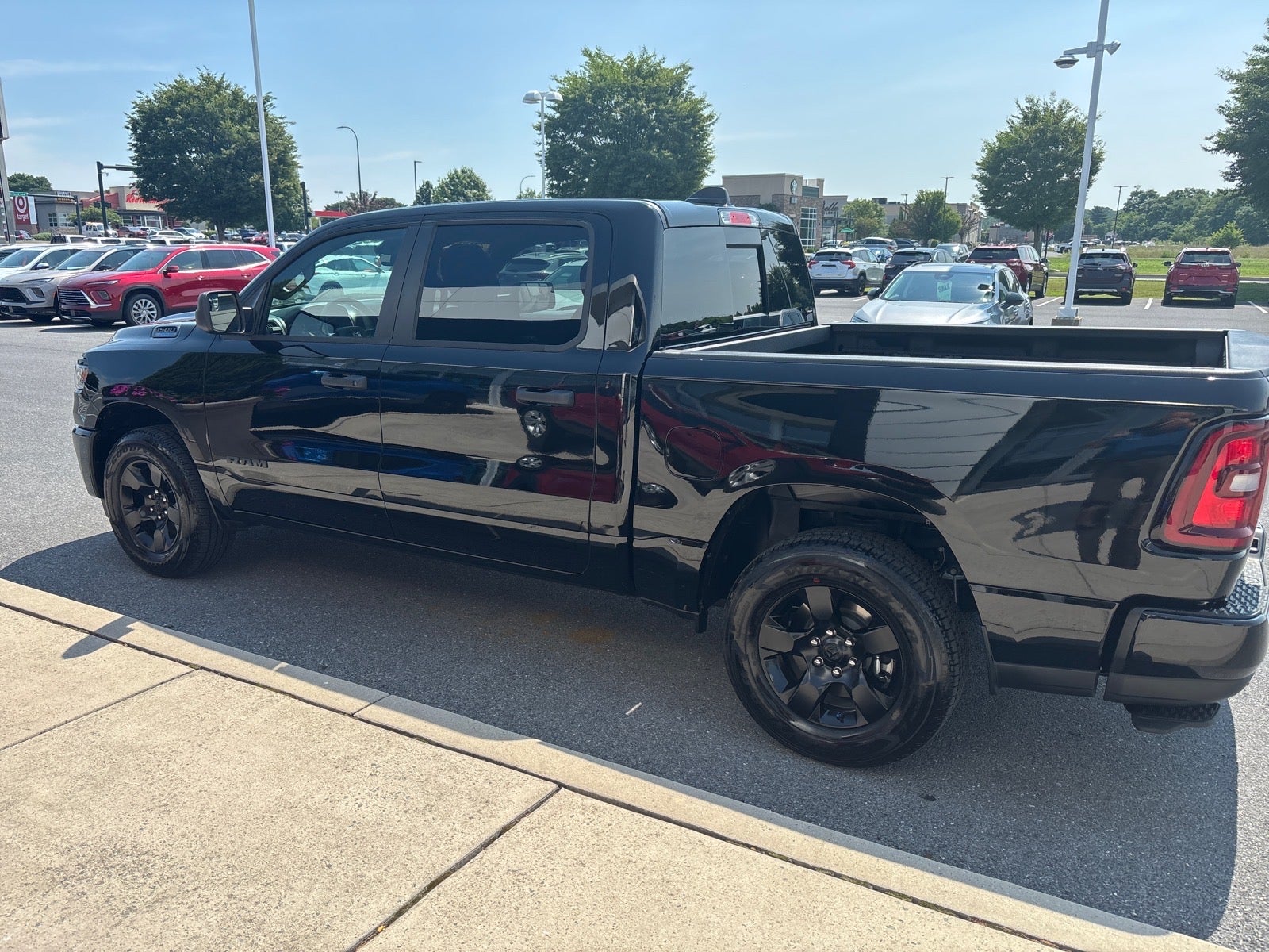 2025 RAM 1500 Tradesman Crew Cab 4x4 5'7" Box
