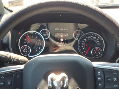 2025 RAM 1500 Tradesman Crew Cab 4x4 5'7" Box
