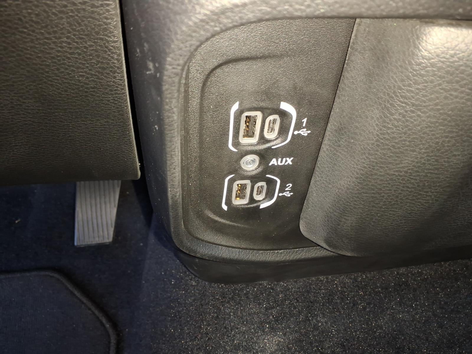 2025 RAM 1500 Tradesman Crew Cab 4x4 5'7" Box