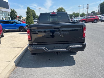 2025 RAM 1500 Tradesman Crew Cab 4x4 5'7" Box