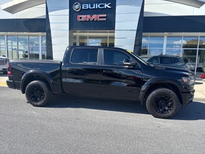 2020 RAM 1500 Big Horn Crew Cab 4x4 5'7" Box