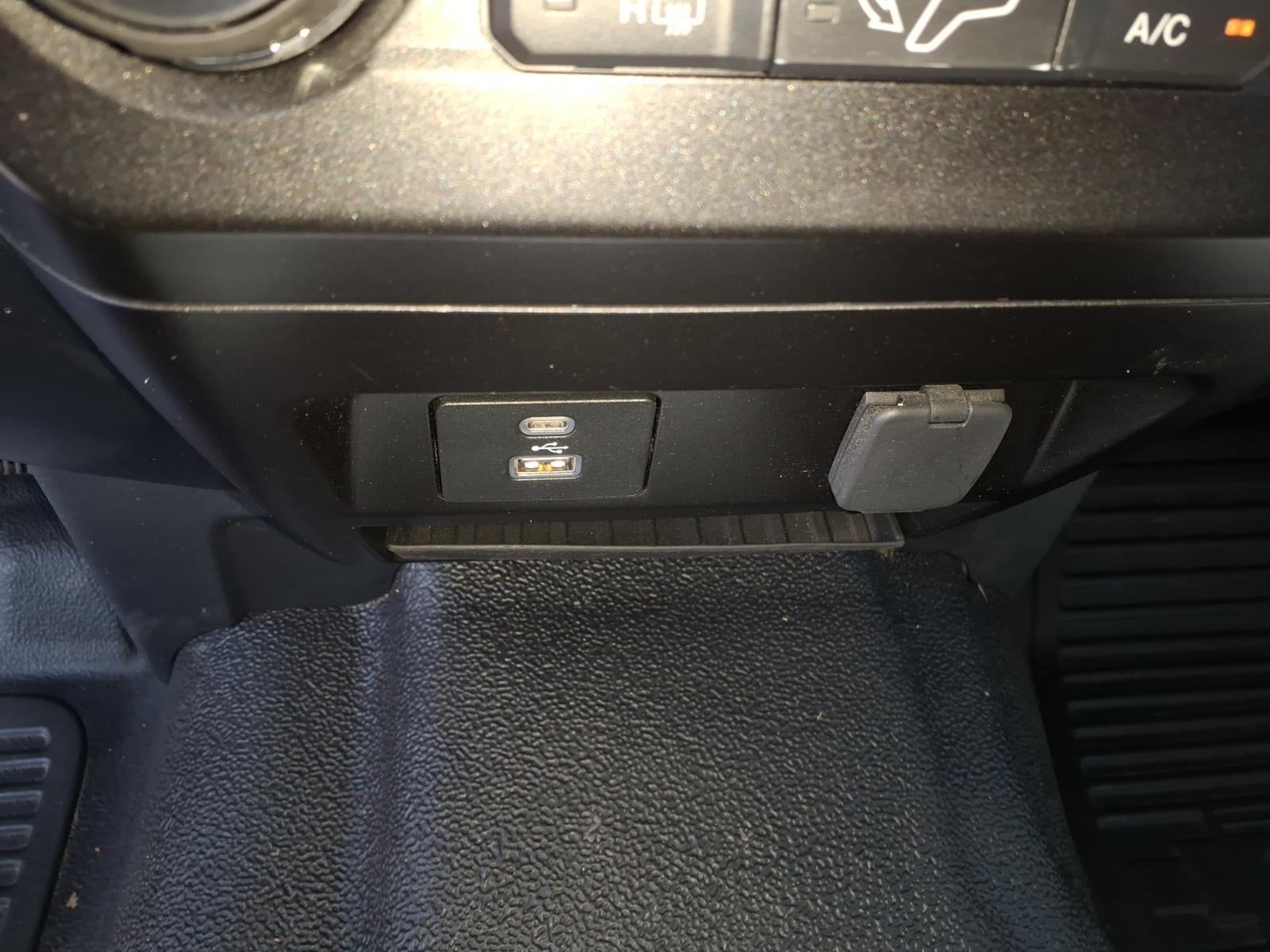 2022 Ford F-350 XLT