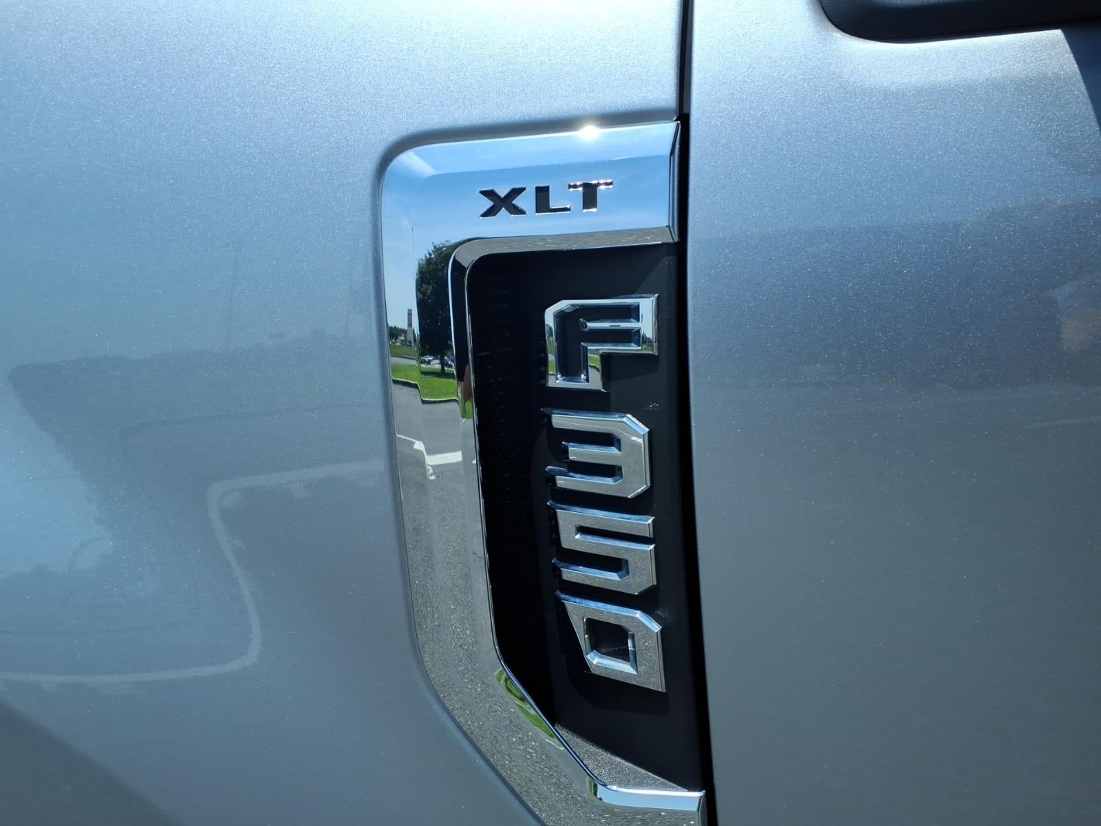 2022 Ford F-350 XLT