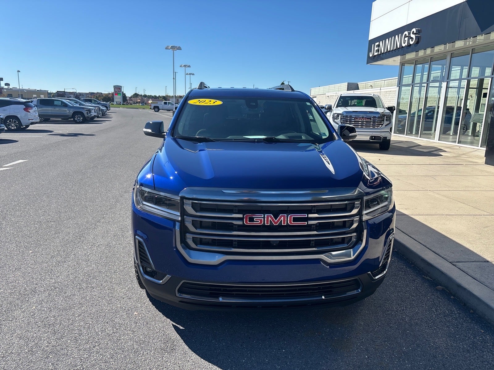 2023 GMC Acadia AT4