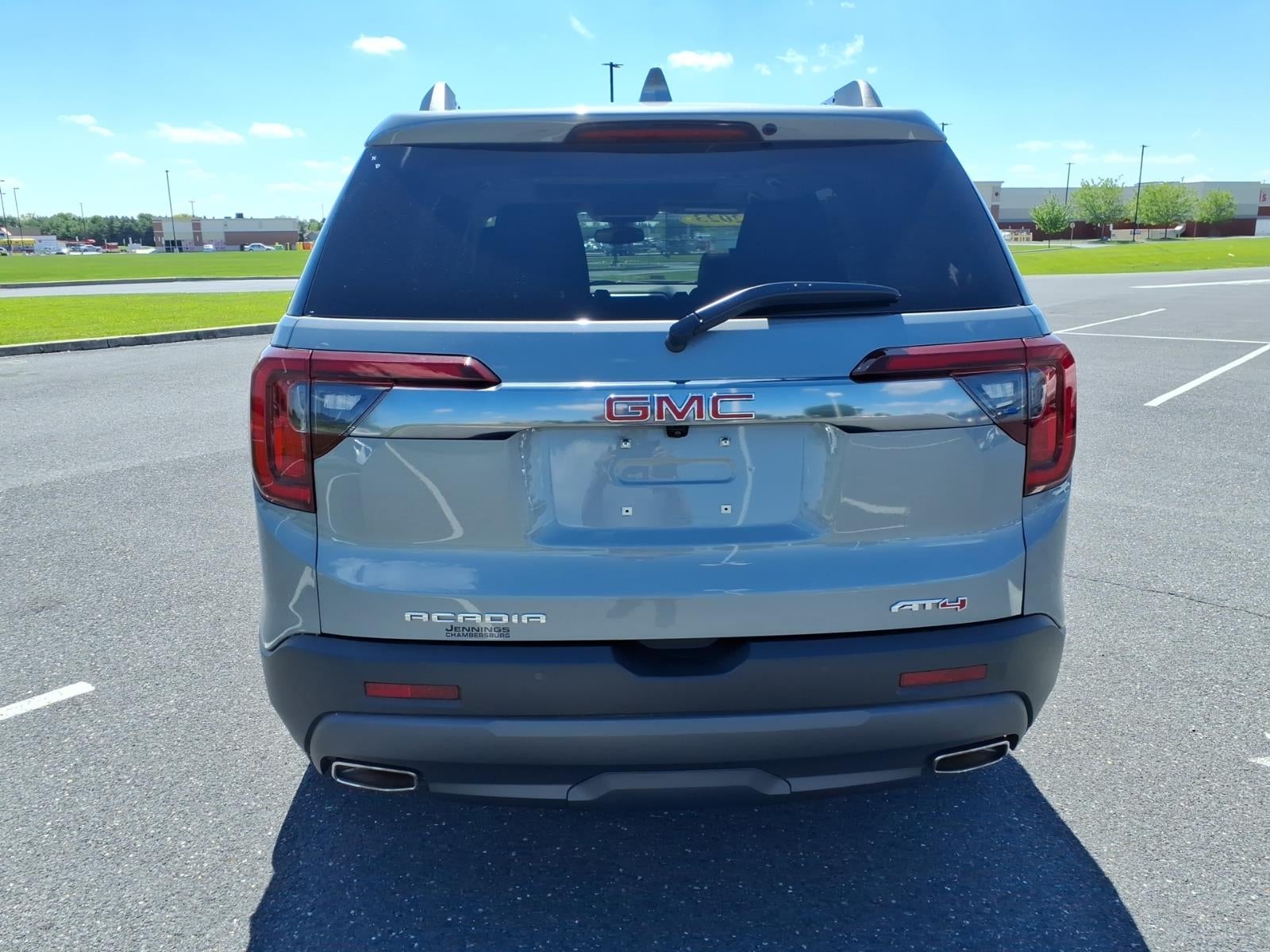 2023 GMC Acadia AT4