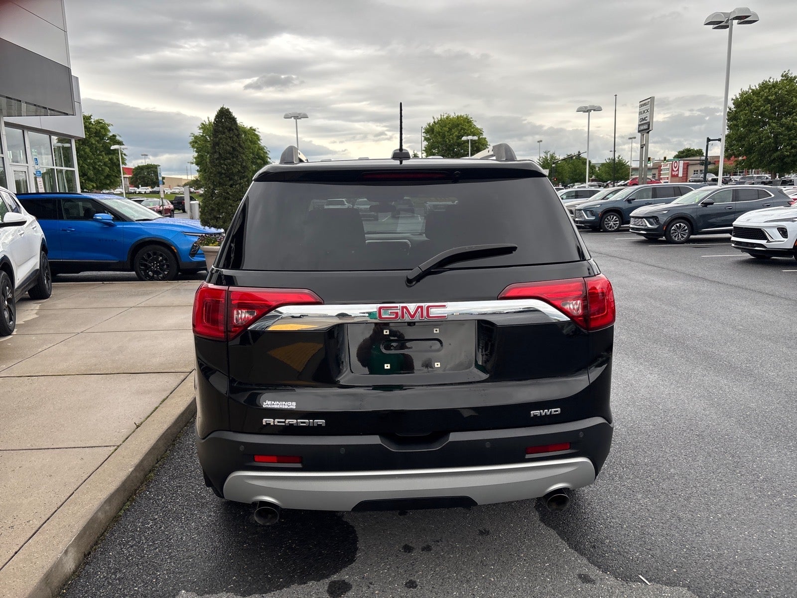 2017 GMC Acadia SLE