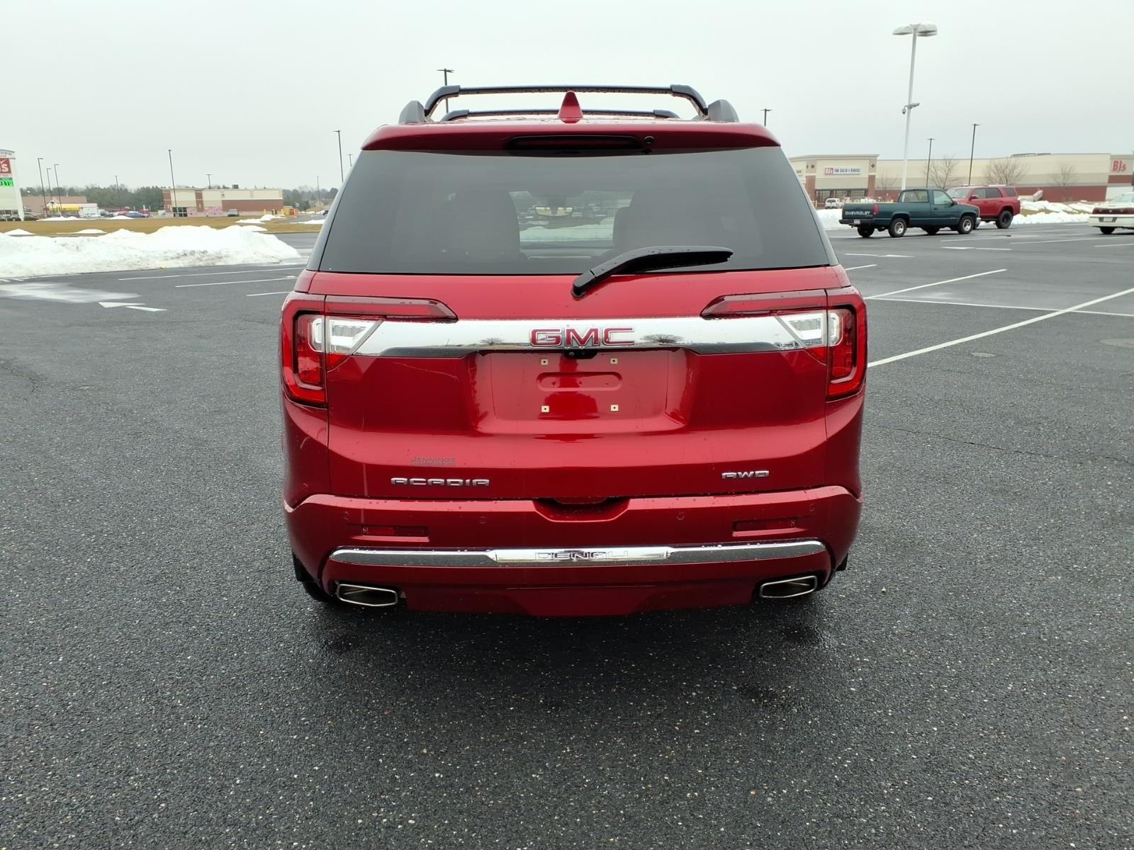 2022 GMC Acadia Denali