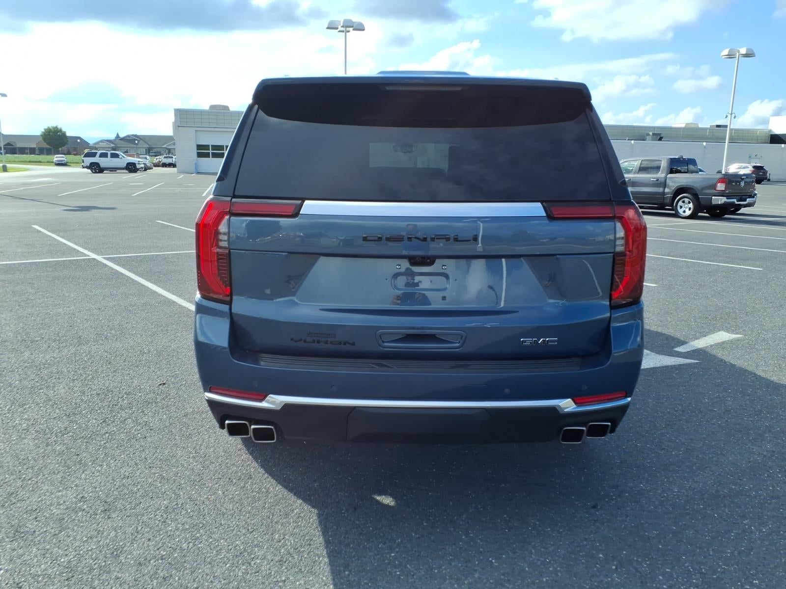 2025 GMC Yukon XL Denali