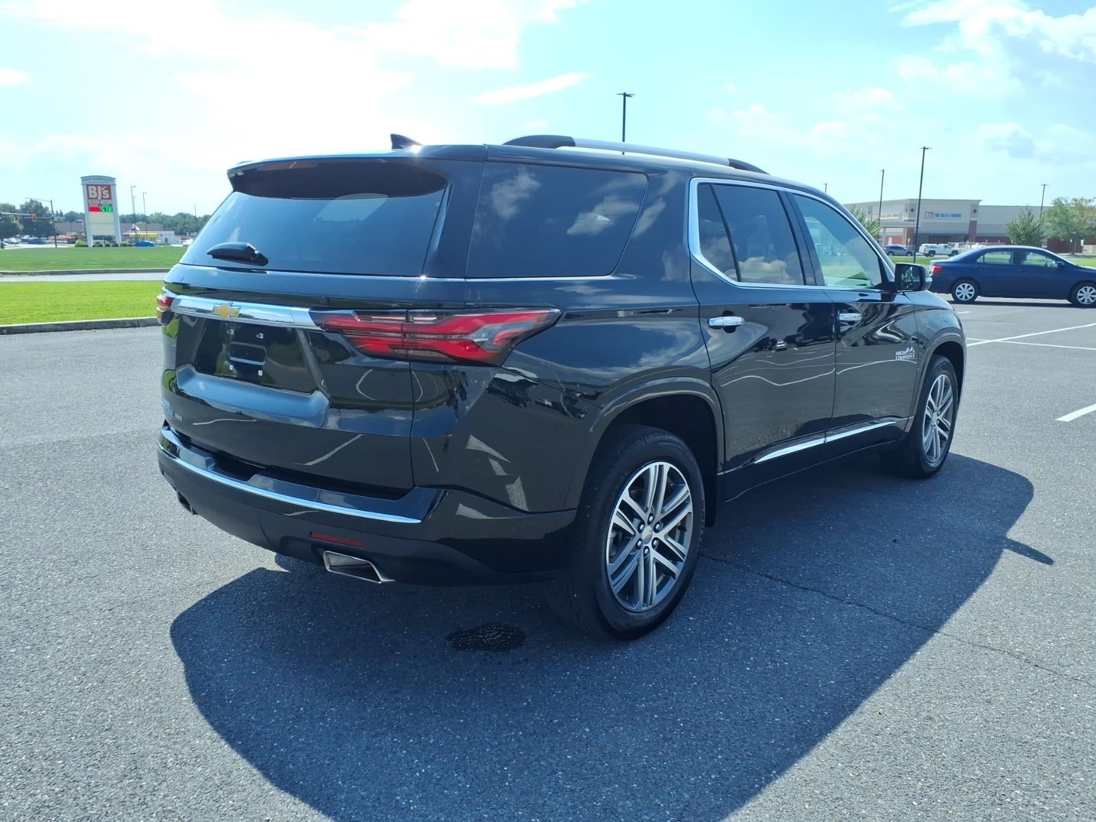 2023 Chevrolet Traverse High Country