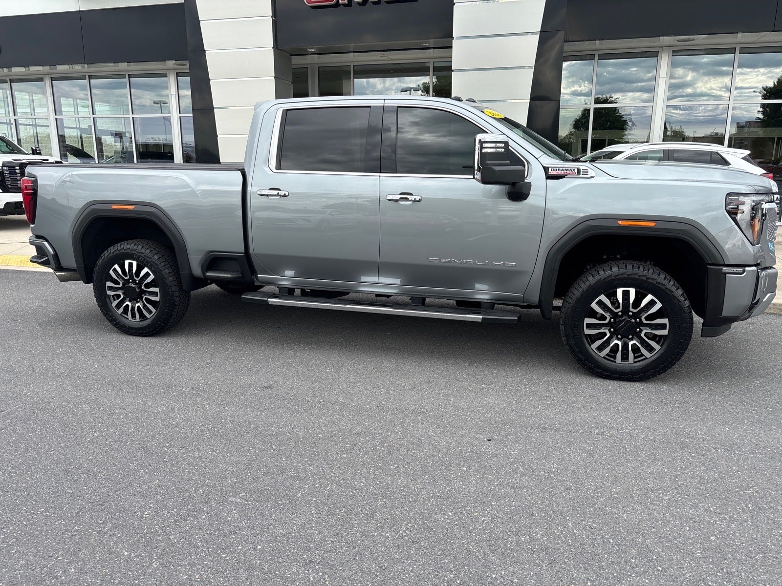 2024 GMC Sierra 2500 HD Denali