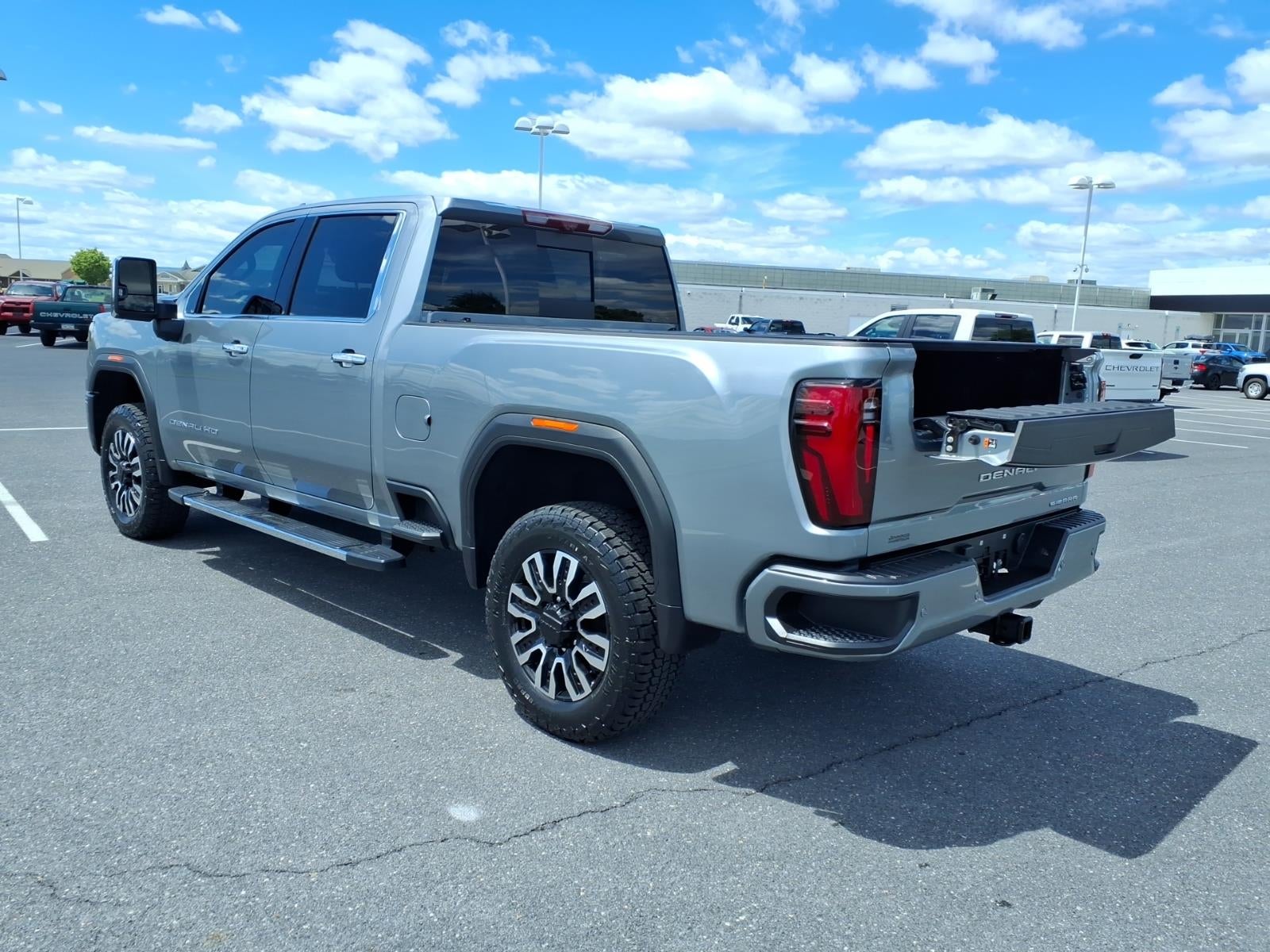 2024 GMC Sierra 2500 HD Denali