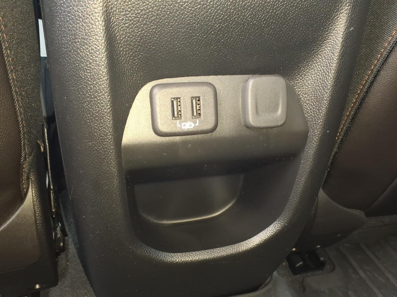 2021 GMC Canyon 4WD AT4 w/Leather