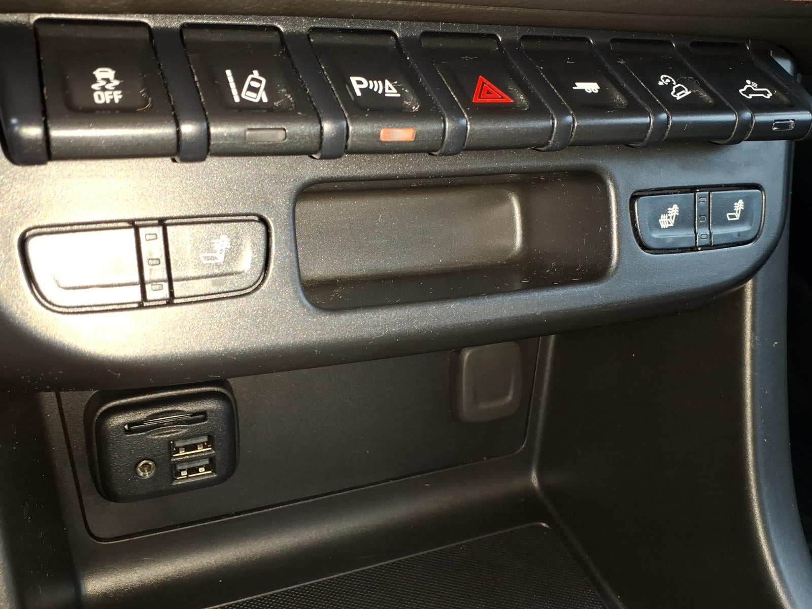 2021 GMC Canyon 4WD AT4 w/Leather