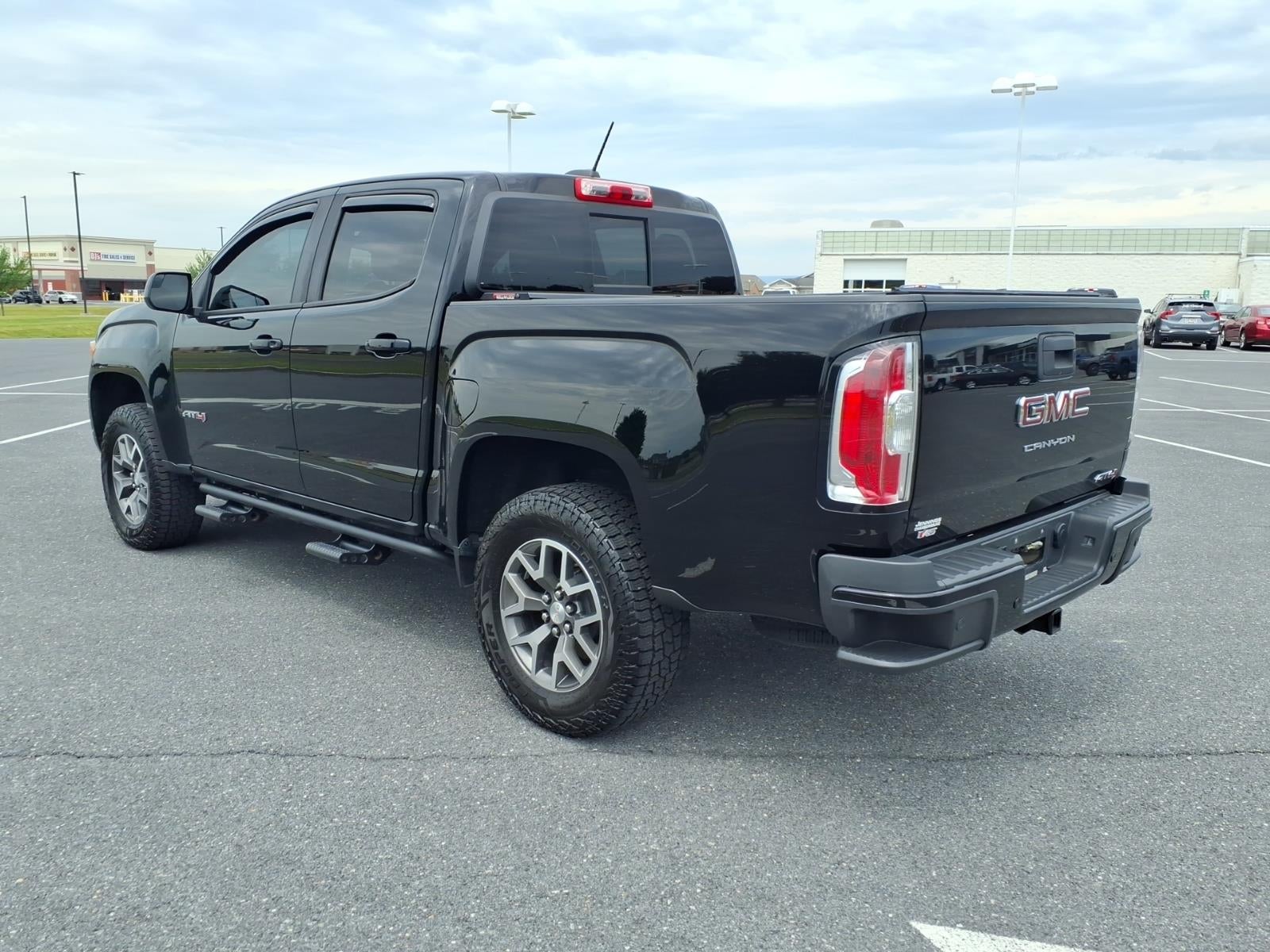2021 GMC Canyon 4WD AT4 w/Leather