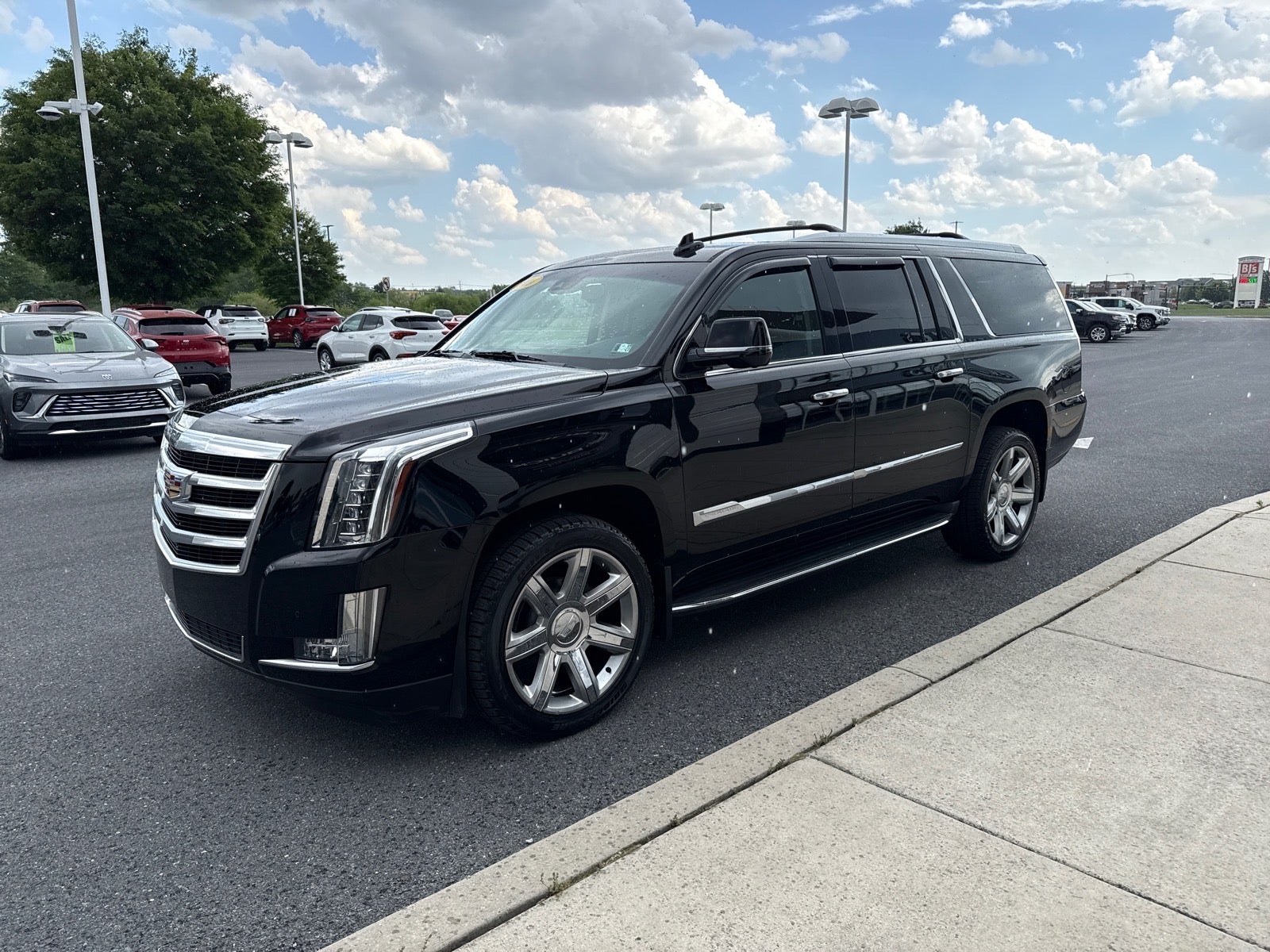 2016 Cadillac Escalade ESV Luxury Collection