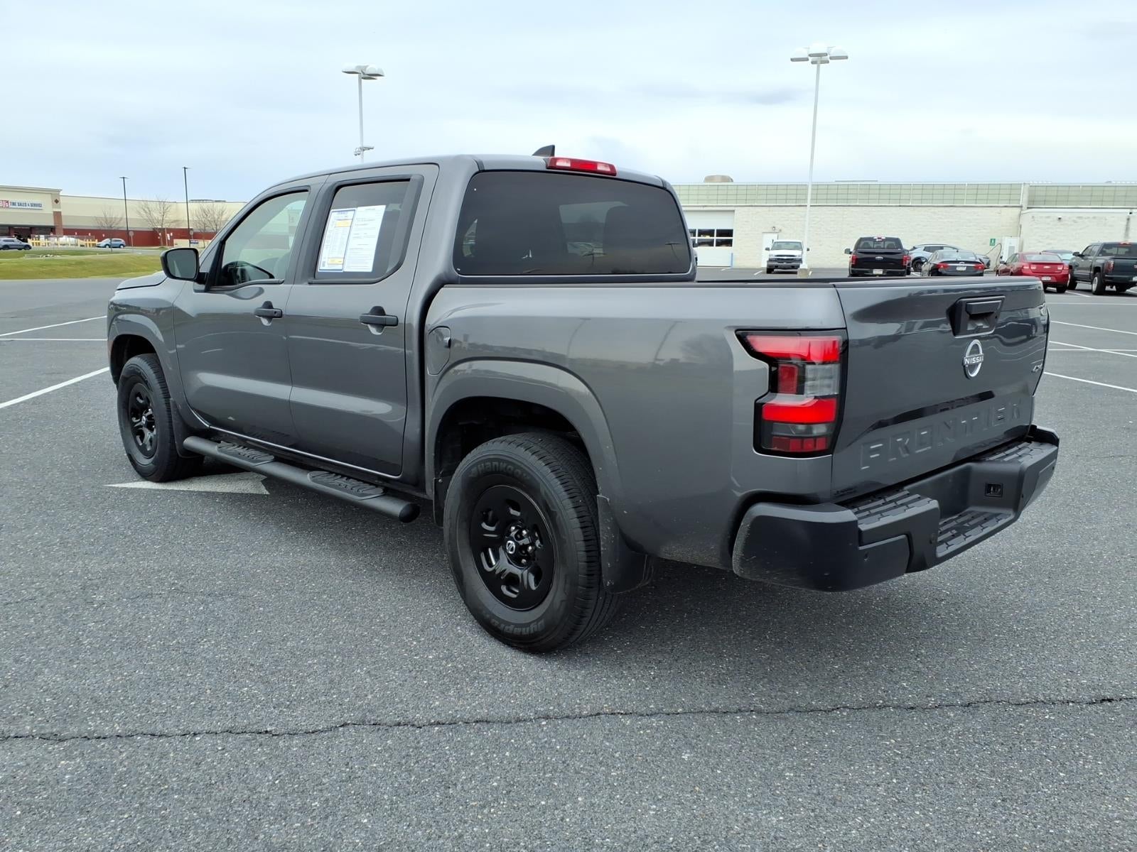 2023 Nissan Frontier S