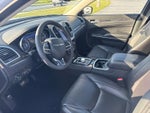 2023 Chrysler 300 Touring L AWD