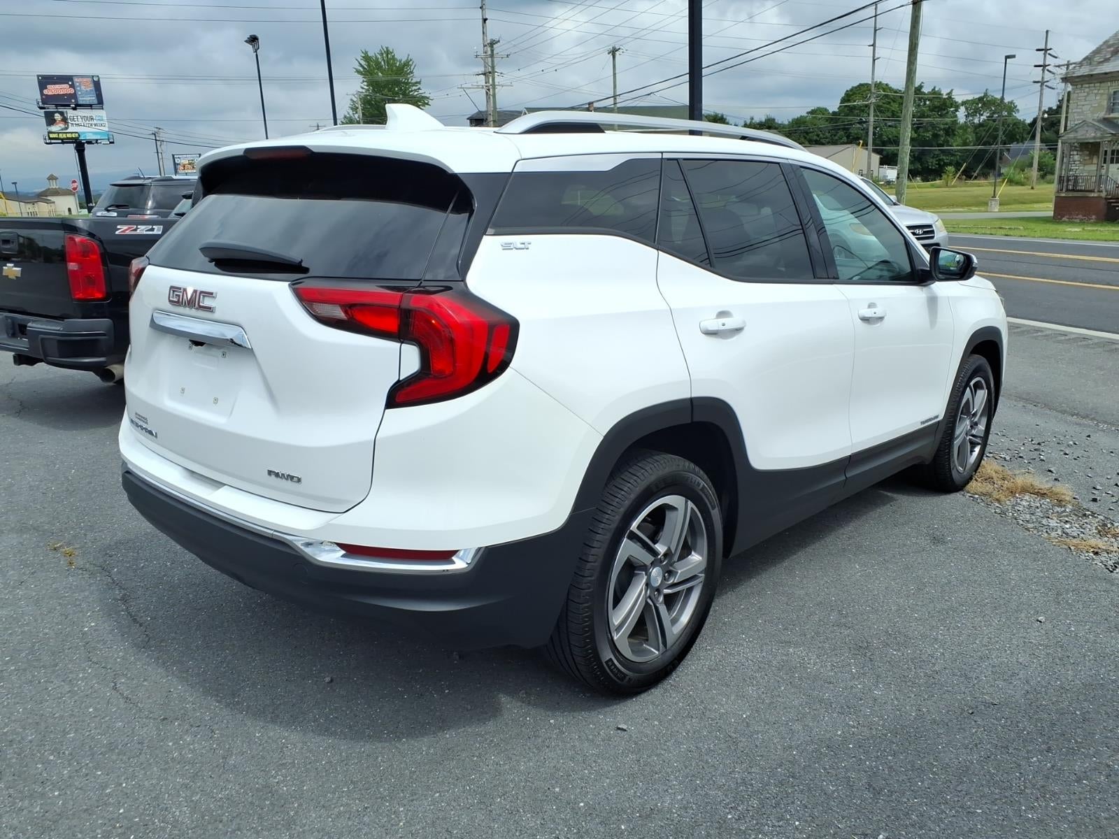 2021 GMC Terrain SLT