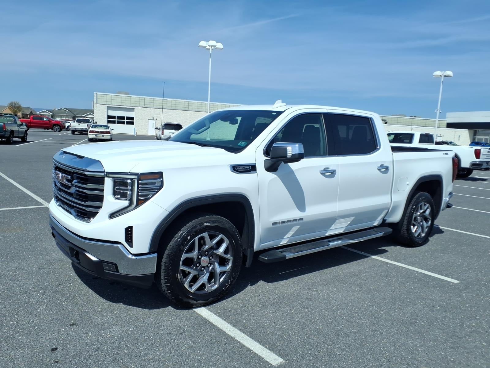 2023 GMC Sierra 1500 SLT