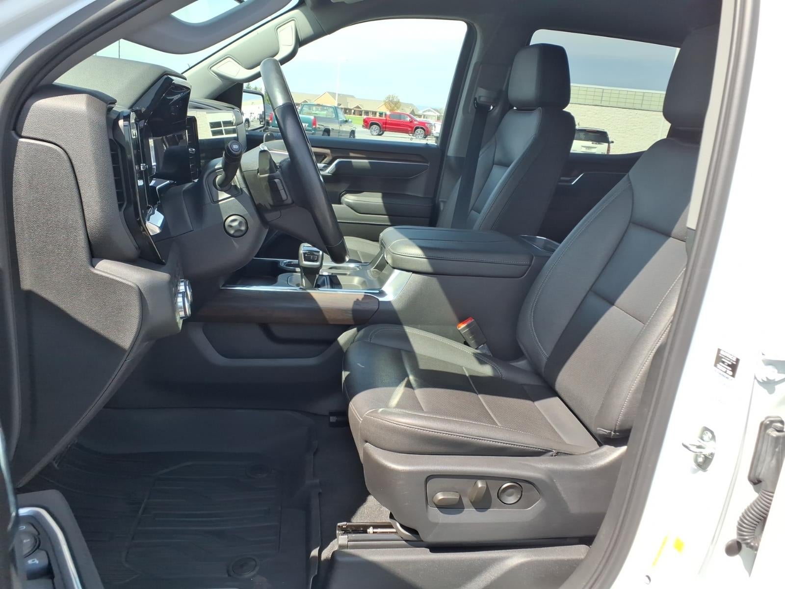 2023 GMC Sierra 1500 SLT