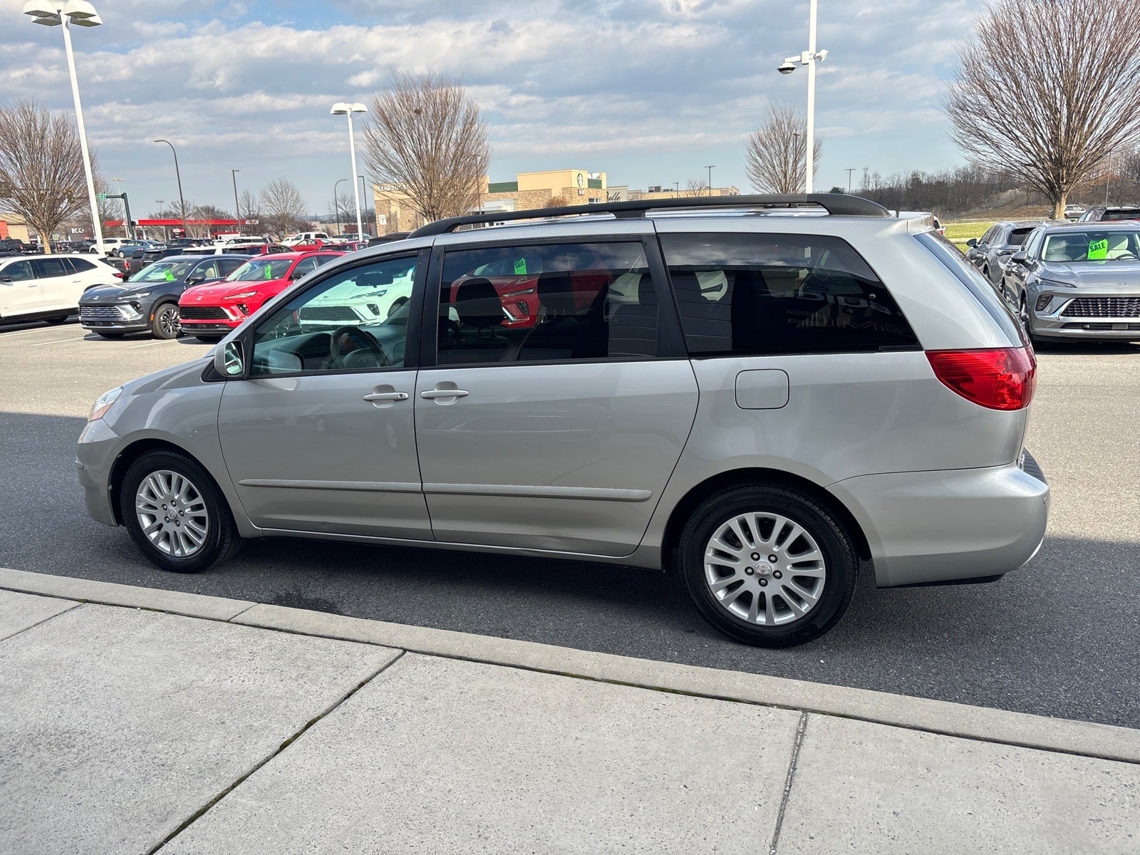 2010 Toyota Sienna XLE
